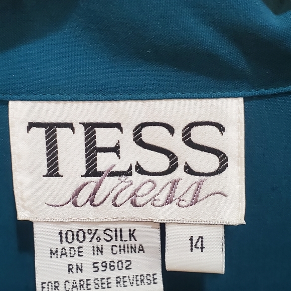 Vintage Tess Dress (N2) - Picture 4 of 4